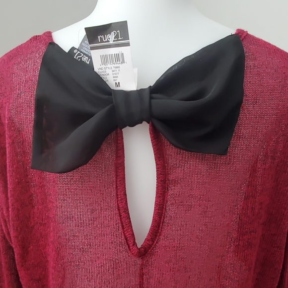 RUE 21 TOP - Picture 3 of 8